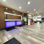 Super 8 By Wyndham Uniontown Pa
