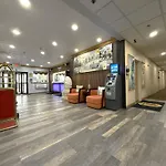 Super 8 By Wyndham Uniontown Pa